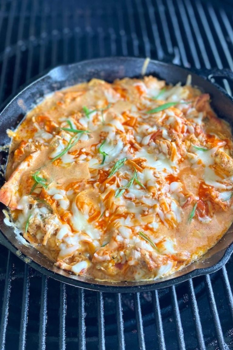 smoked buffalo chicken dip on the grill